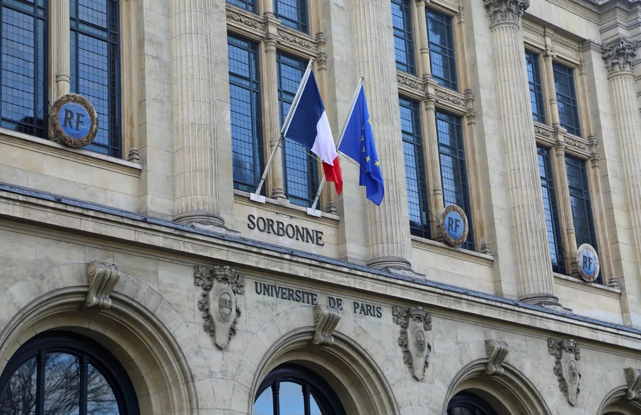tour barrio lation tours en paris 13